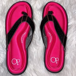 Ocean Pacific Women’s Memory Foam Sandal